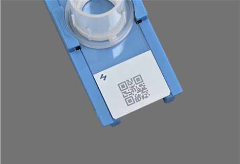 532-nm-Lasermarkierer Markieren Sie den zweidimensionalen Code auf der Acrylplatte, er ist klar und fällt nicht ab