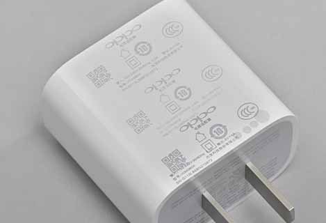 diodengepumpter Festkörperlaser zur Markierung von USB-Ladegerät, Telefonladung ohne Anbrennen